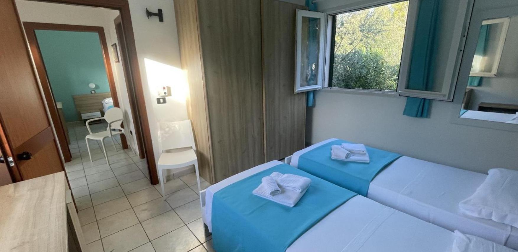 Hotel Dei Bizantini & Villaggio Campo Dei Messapi San Pietro in Bevagna Luaran gambar